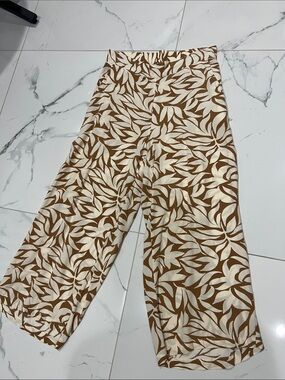 Tahari Brown & Cream Leaf-Print Wide-Leg Chinos